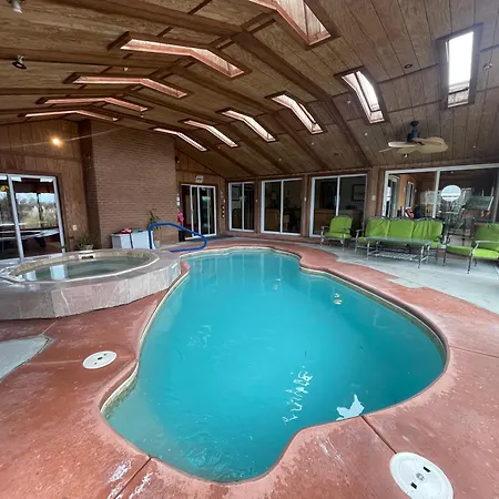 Hampton Grandview Beach Water Front Home With Indoor Heated Pool